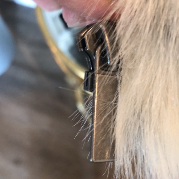 TRIBAL JEANS EGGSHELL ZIP UP FAUX FUR VEST WITH POCKETS - Picture 5 of 10